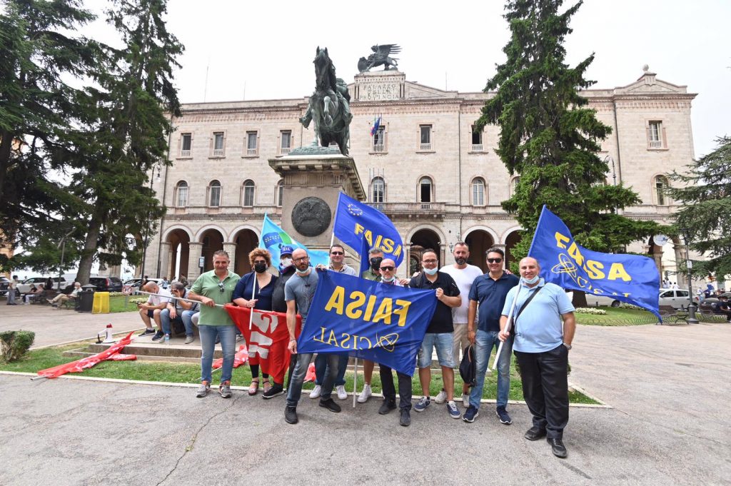 Ferrovie. Sindacati: “No a proposta Ansfisa che abolisce capotreno”