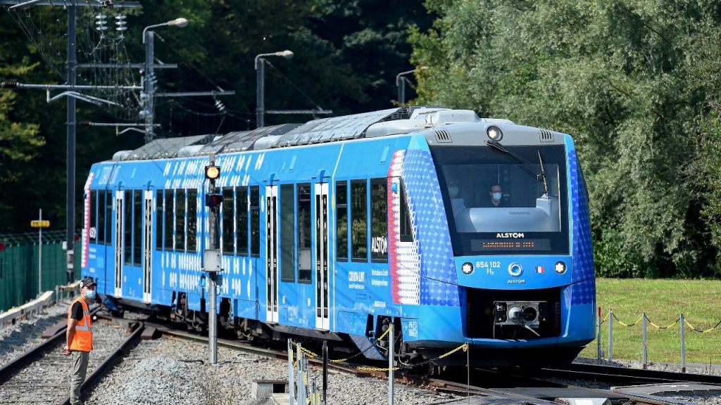 Ecco il treno a idrogeno che arriverà in Italia nel 2023