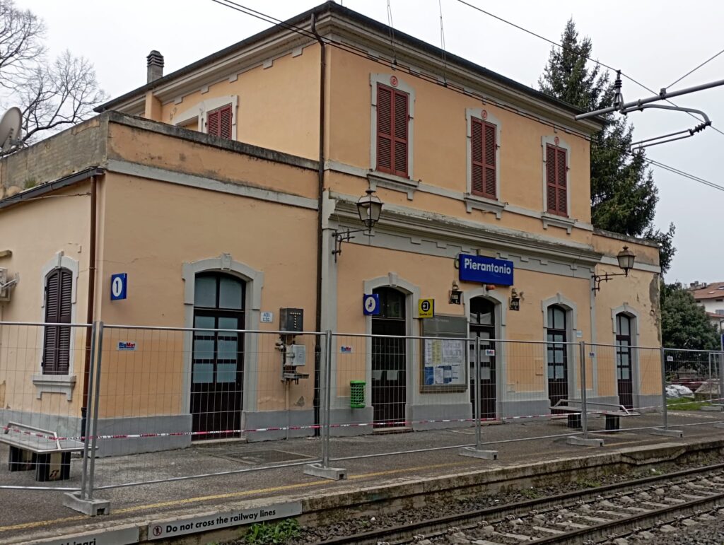 Stazione inagibile ma treni garantiti per gli studenti di Pierantonio