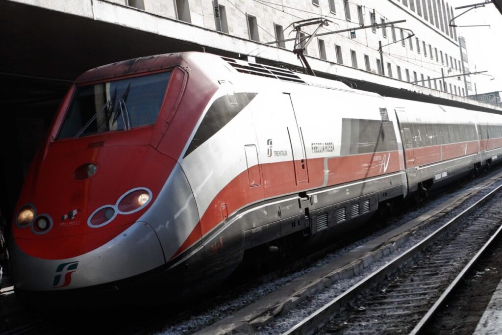 Caos treni, Donnarumma (Fs): “Tecnici tempestivi ma ‘ingannati’ dalle batterie”